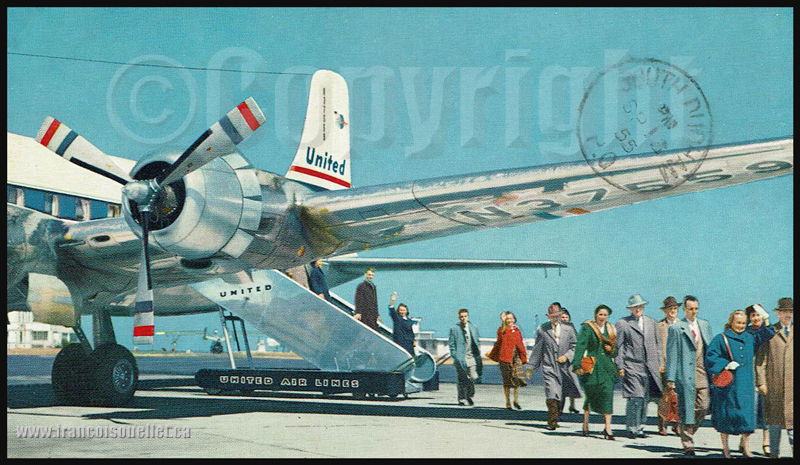 Passagers et DC-6 de United Airlines sur carte postale