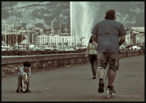 Street photography in Geneva : big wheels are for the kids