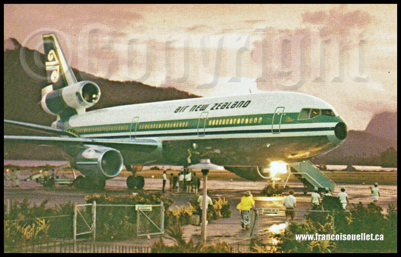 Un DC-10 de Air New Zealand et des passagers sur carte postale aviation.