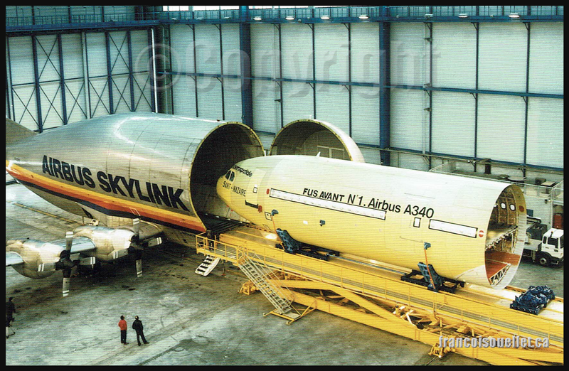Super Guppy et Airbus A340 et employés sur carte postale aviation