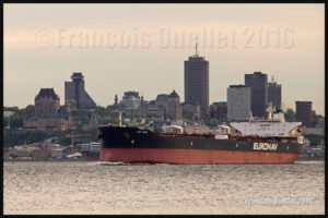 Le navire Cap Jean, propriété de la compagnie Euronav, devant Québec en 2016