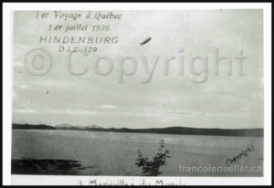 Le dirigeable Hindenburg au-dessus de Québec en 1936. Le pont de Québec est visible en arrière-plan.