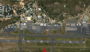 Vue verticale de l'aéroport de Port Moresby Jacksons (AYPY)