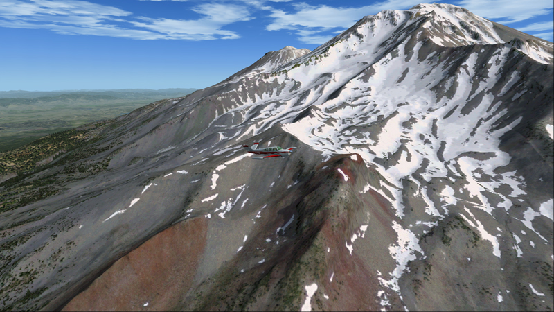 Le Bonanza commence son vol autour de Mount Shasta.