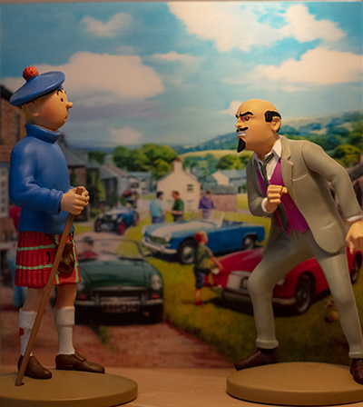 Figurines de Tintin et du docteur Müller.