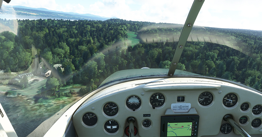 On final for Île d'Orléans