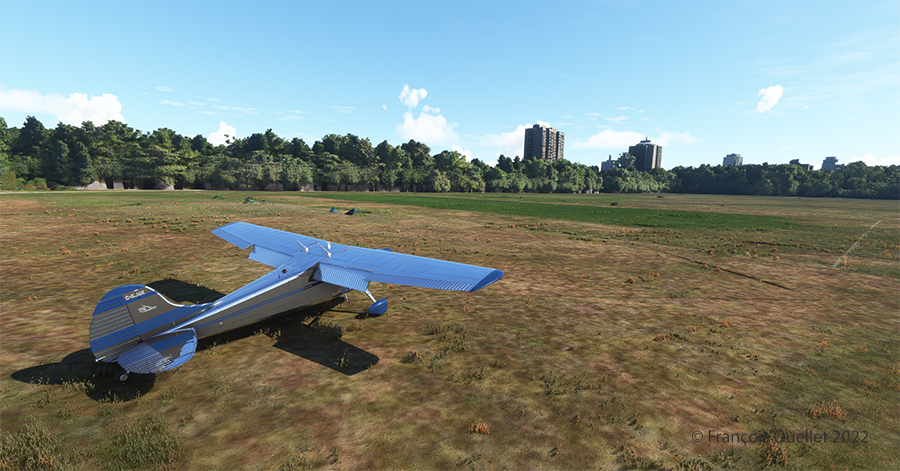 Cessna 170B sur le Parc des Champs-de-Bataille à Québec