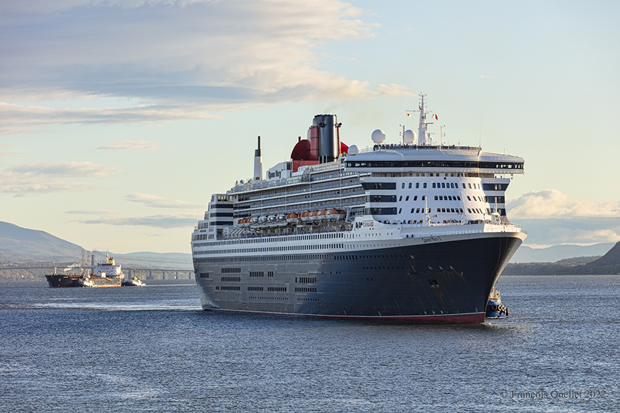 The Queen Mary 2 arrives in Québec City on September 29th 2022.