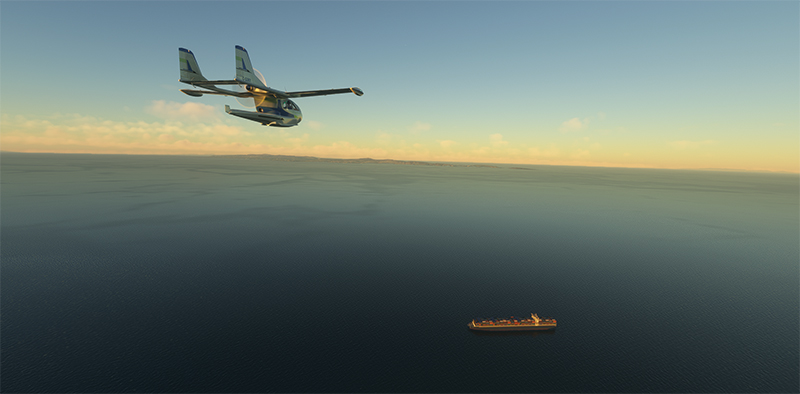 Nardi FN-333 Riviera survolant un porte-conteneurs sur la mer d'Irlande avec Microsoft Flight Simulator.