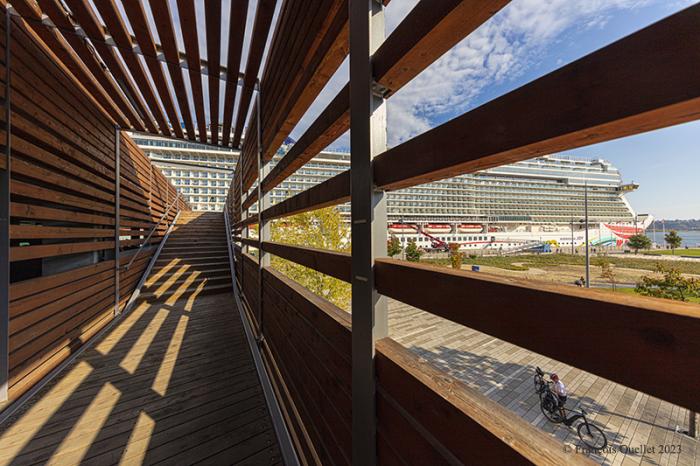 The Norwegian Joy cruise ship in Québec.