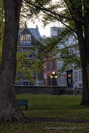 Maisons du Vieux-Québec au crépuscule.