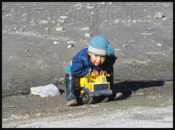 1983-Inukjuak-Child-and-Truck-watermark-e1410138643848 (1)  