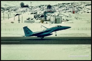 1990-Iqaluit-F15-landing-web   