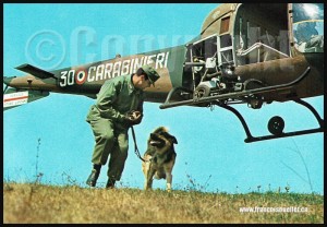 Carabinieri-and-dog-with-helicopter-on-aviation-postcard-web     