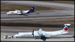 FedEx-et-Air-Canada-Express-à-Québec-web (1)   