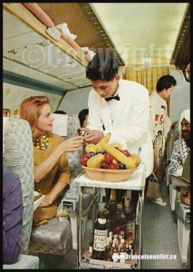 Japan-Air-Lines-CV-880M-and-passengeers-on-aviation-postcard-web (1)   