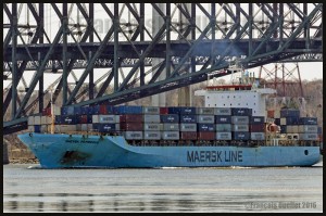 Maersk-Line-Pembroke-et-le-Pont-de-Québec-2016-web      