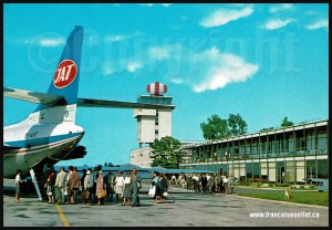 People-and-JAT-Airline-on-aircraft-postcard-web      