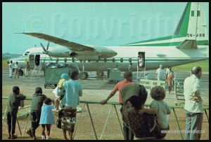 People-and-Nigeria-Airways-F27-5N-ABB-aviation-postcard-copy     