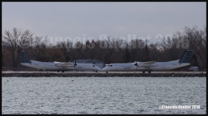 Porter-Q-400-C-GLQM-and-C-GLQB-at-Toronto-CYTZ-2016-web (1)    