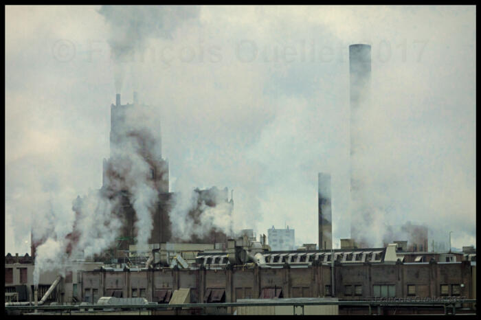 Usine-Stadacona-de-Papiers-White-Birch  